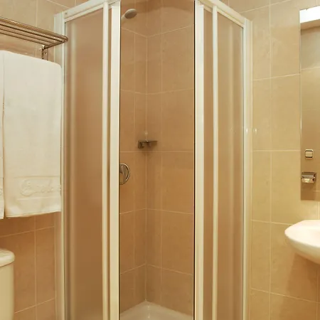 As Hotel Monreal del Campo