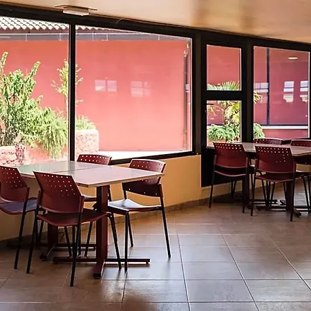 As Hotel Monreal del Campo