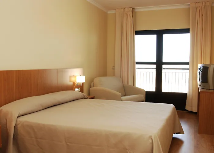 As Hotell Monreal del Campo